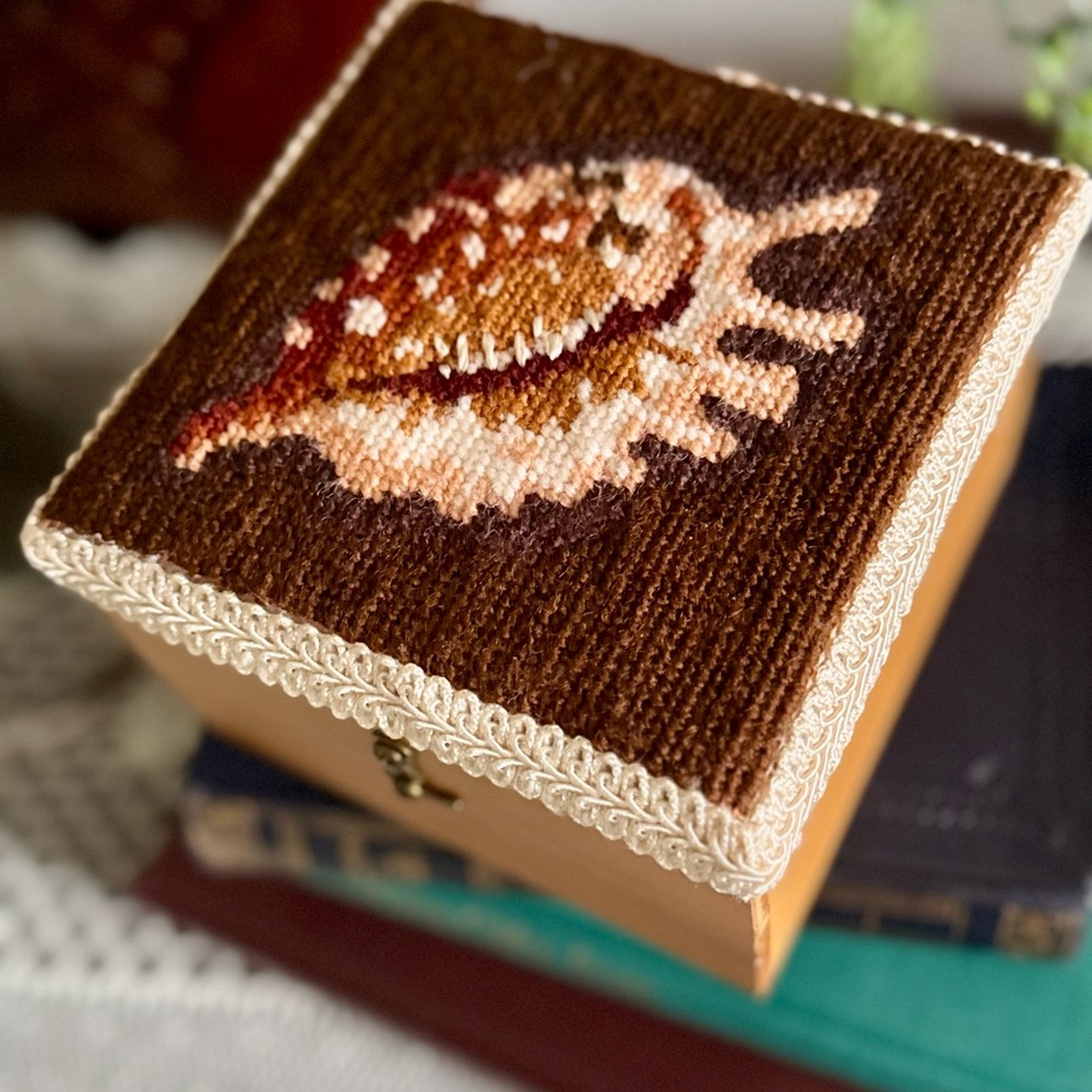 Vintage 1970’s Wooden Jewelry Box with Shell Needlepoint Lid